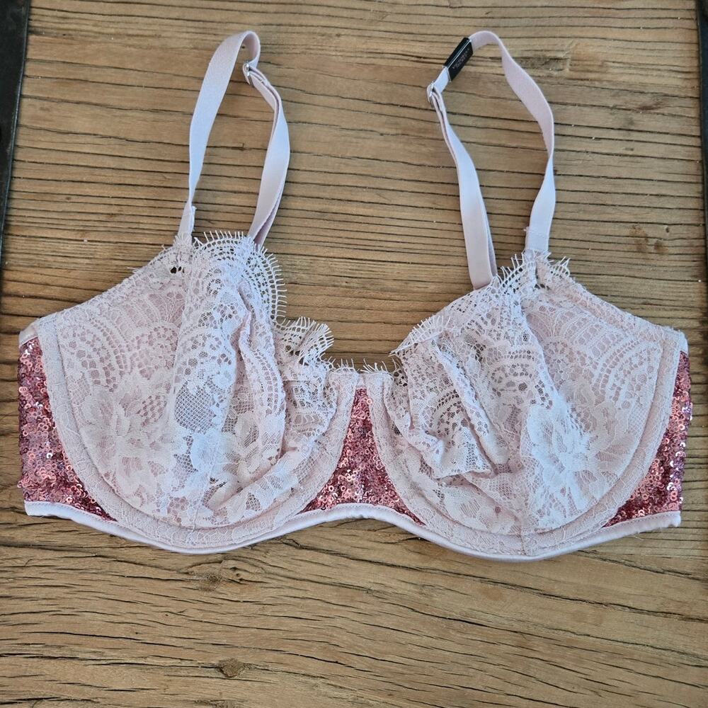Victoria's Secret Dream Angels Wicked Pushup w/o Padding Lace Sequin Bra 32DD